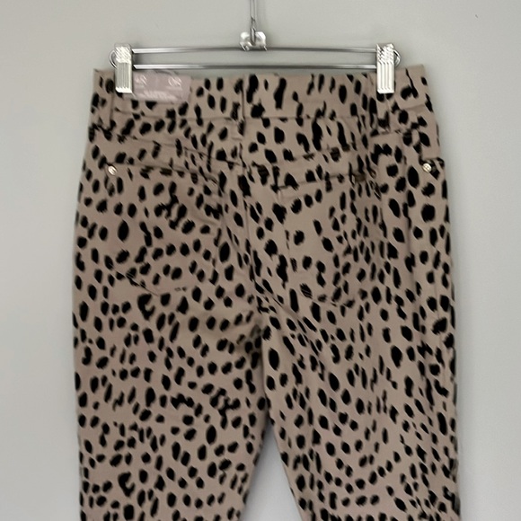 Chico’s So Slimming Ankle Cheetah  Jeans - Picture 4 of 10